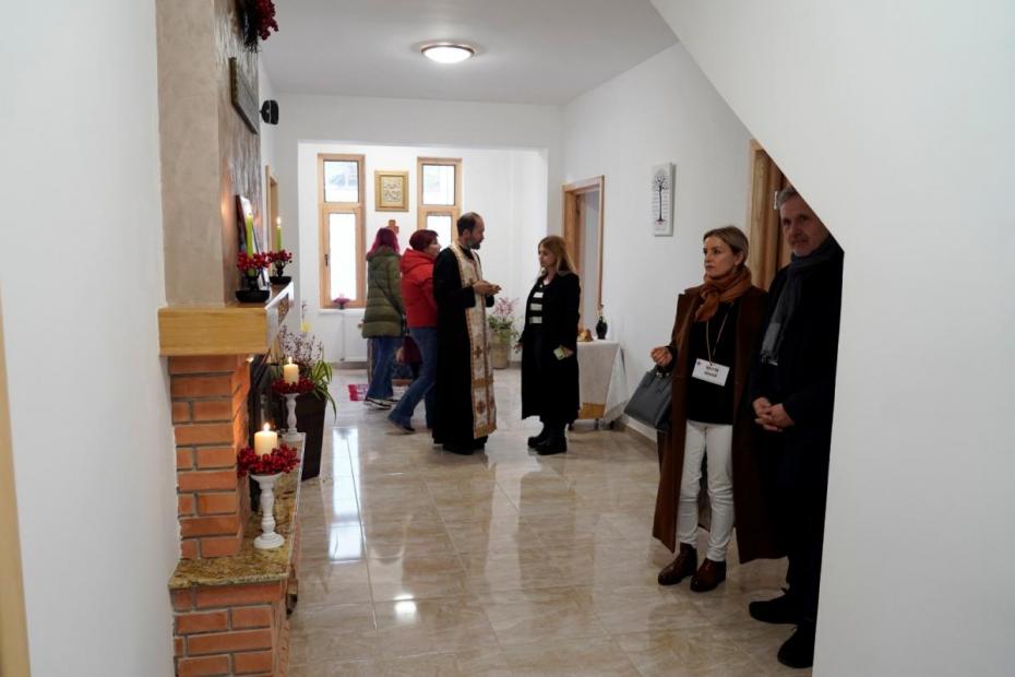 Un nou centru de recuperare din adicții, inaugurat la Iași. Așezământul social, binecuvântat de IPS Teofan / Foto: Flavius Popa